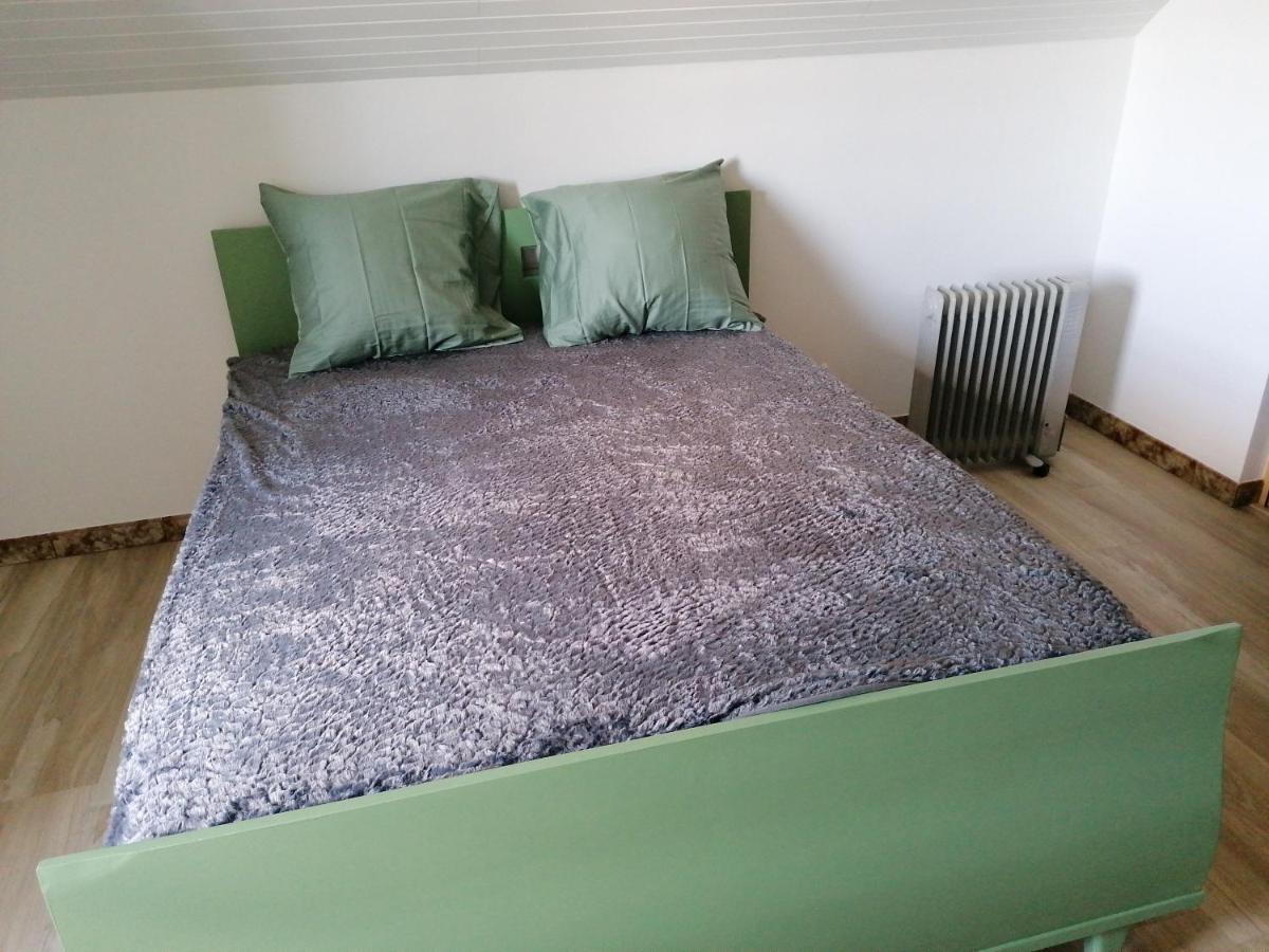 Chambre Parentale Chez L'Habitant Saint-Corneille Ngoại thất bức ảnh